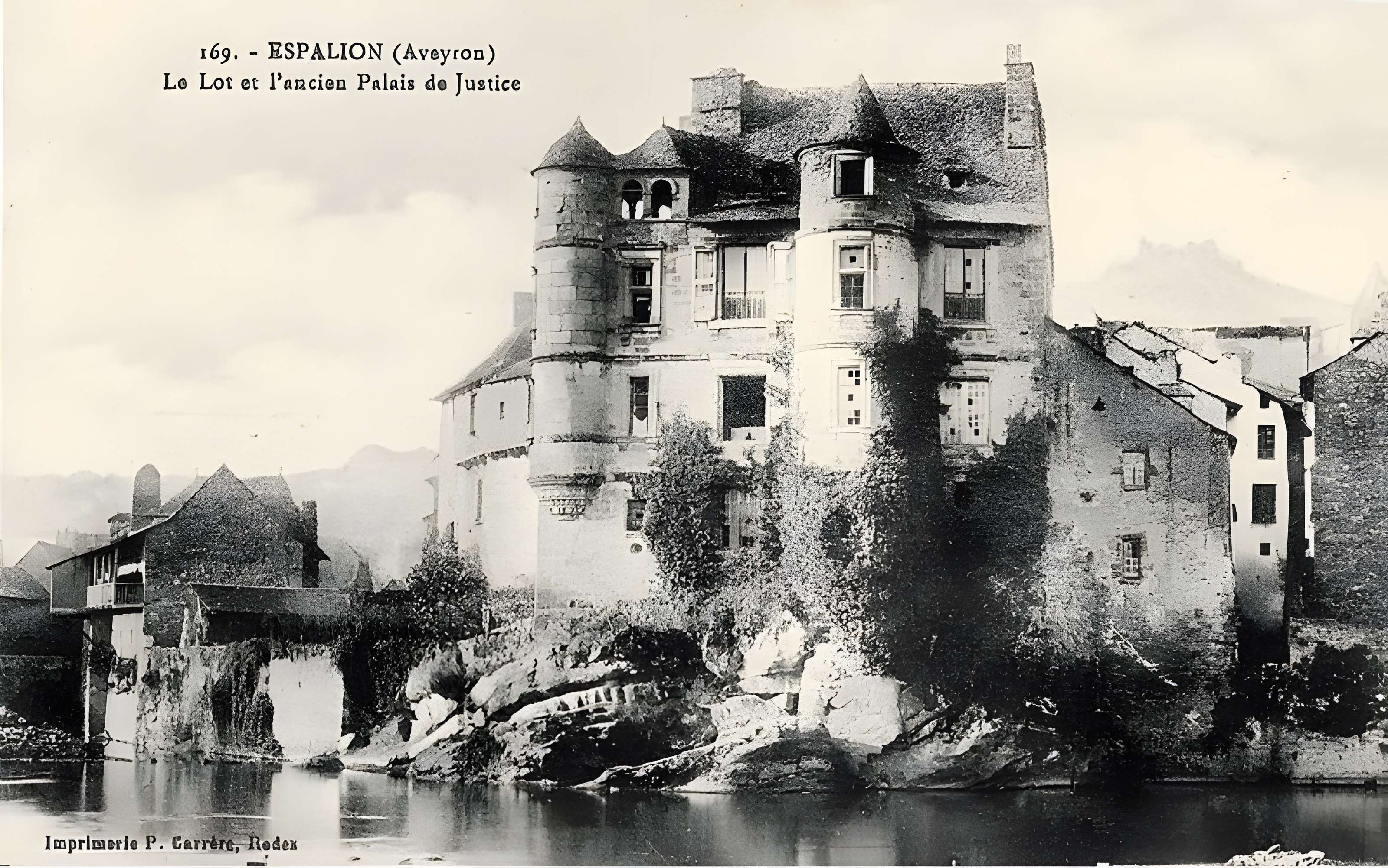 Palais de justice d'Espalion