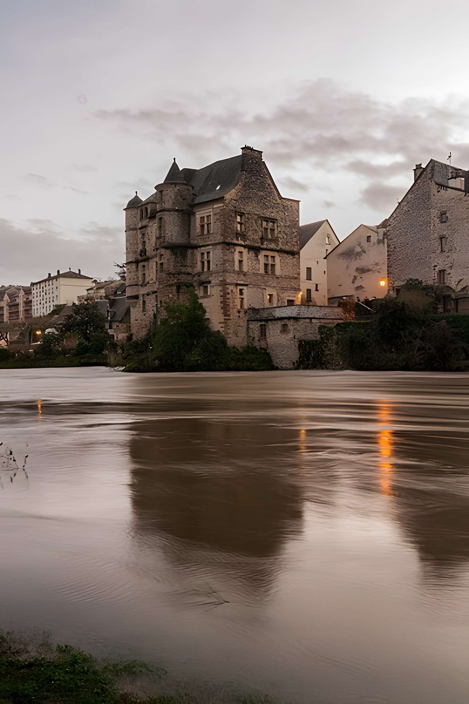 Palais de justice d'Espalion