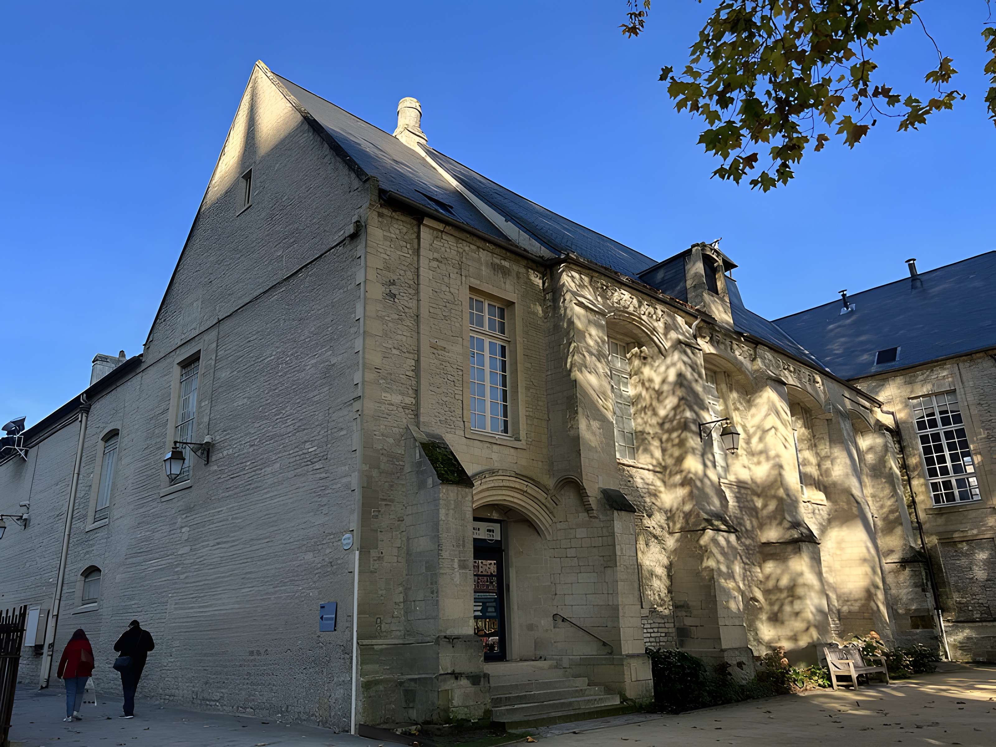 Palais épiscopal de Bayeux