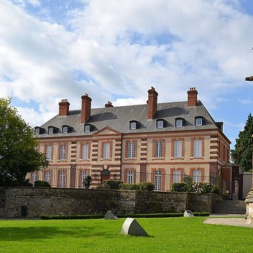 Palais épiscopal de Coutances