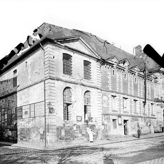 Photo de Palais épiscopal de Lisieux