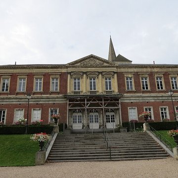 Palais épiscopal de Lisieux