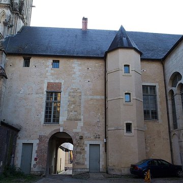 Palais épiscopal de Lisieux