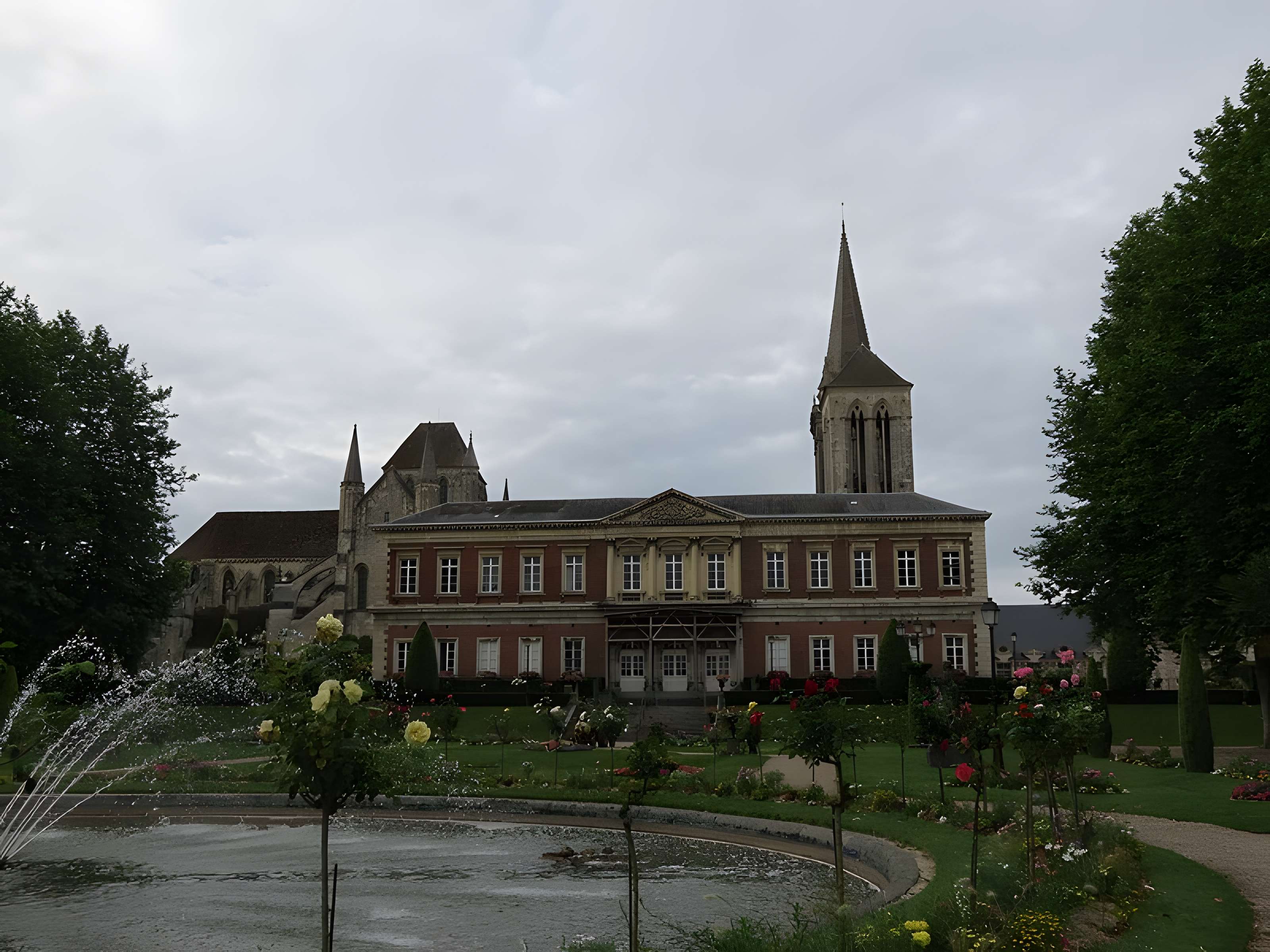 Palais épiscopal de Lisieux