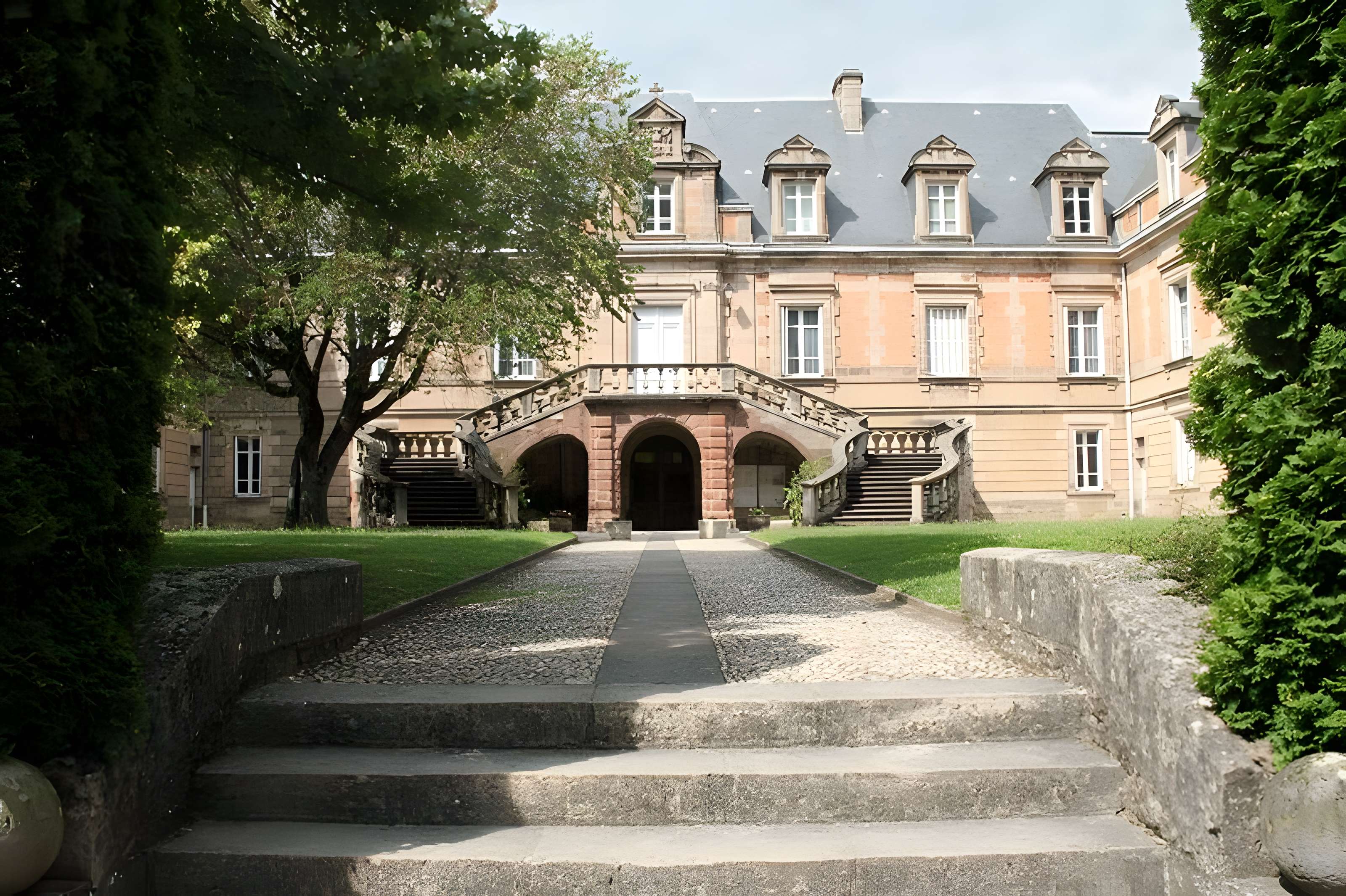 Palais épiscopal de Rodez 