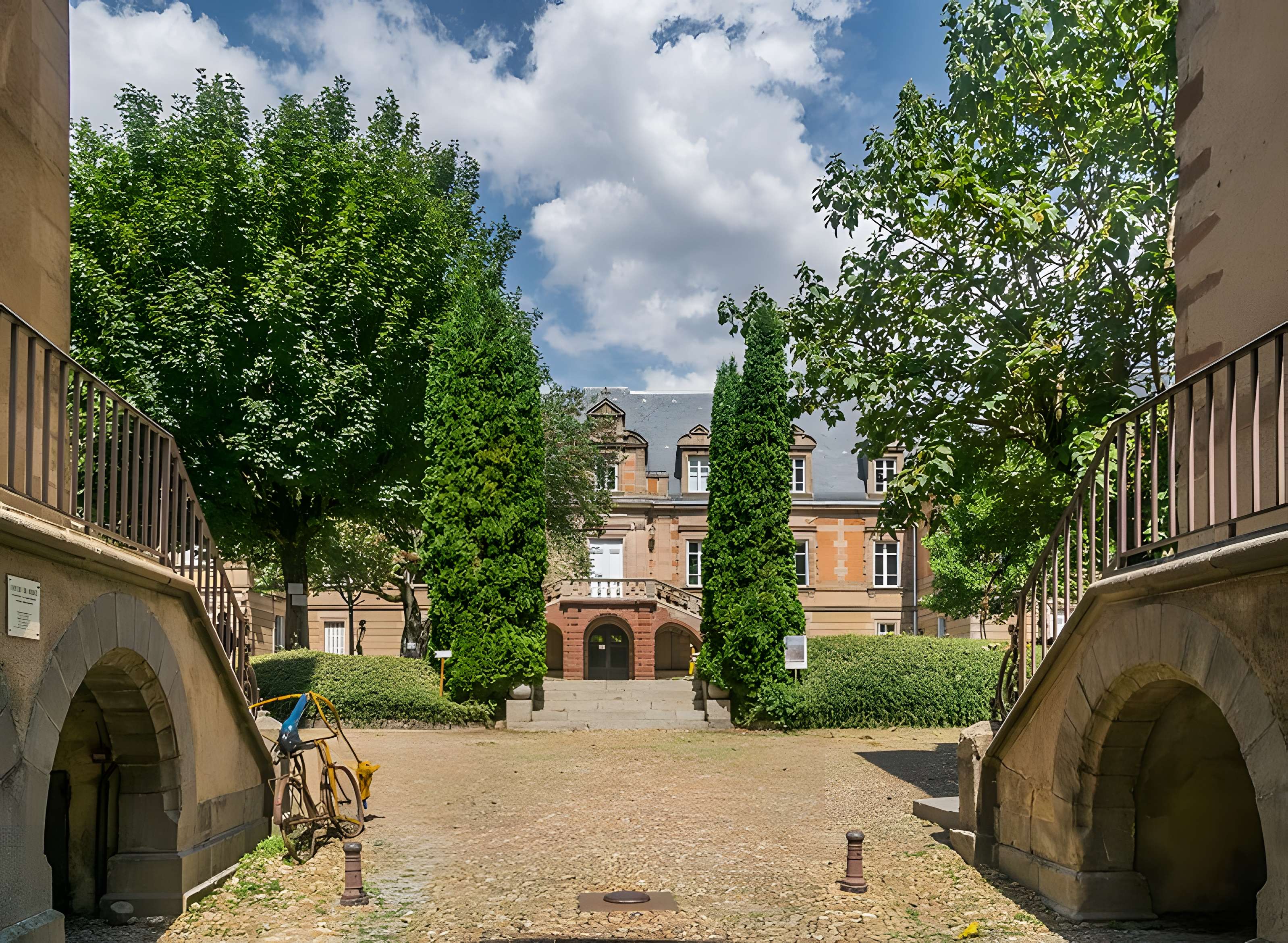 Palais épiscopal de Rodez