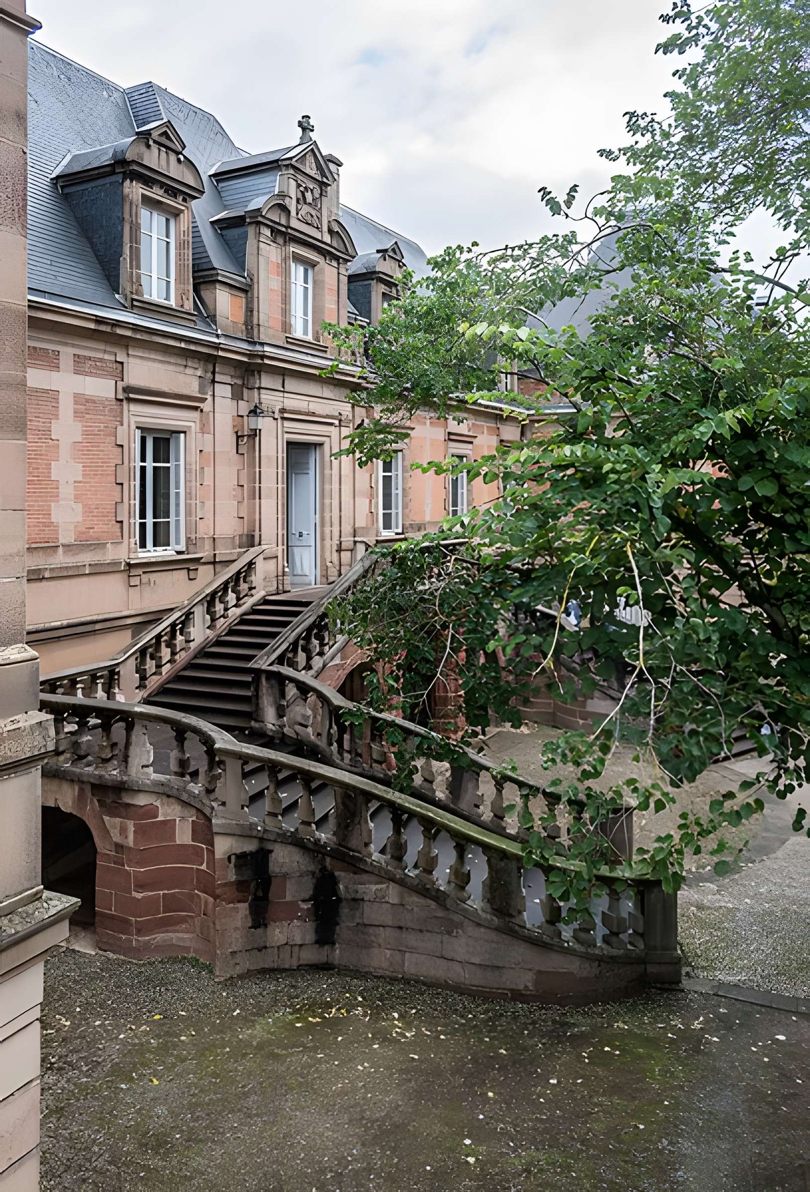 Palais épiscopal de Rodez
