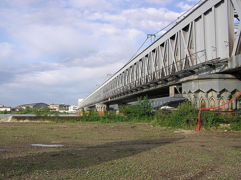 Photo de Pont ferroviaire Saint-Jean, habituellement désigné sous le nom de passerelle Eiffel