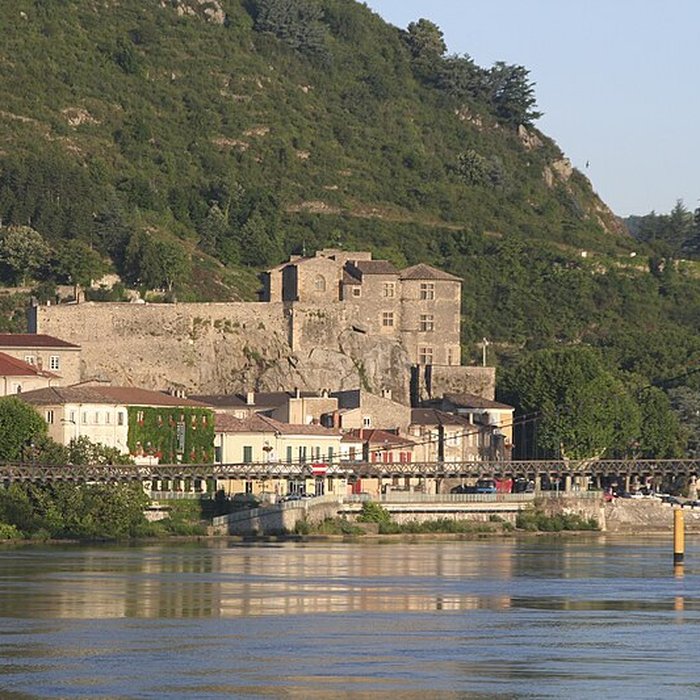 Photo de Passerelle Seguin sur le Rhône également sur commune de Tournon-sur-Rhône, dans lArdèche