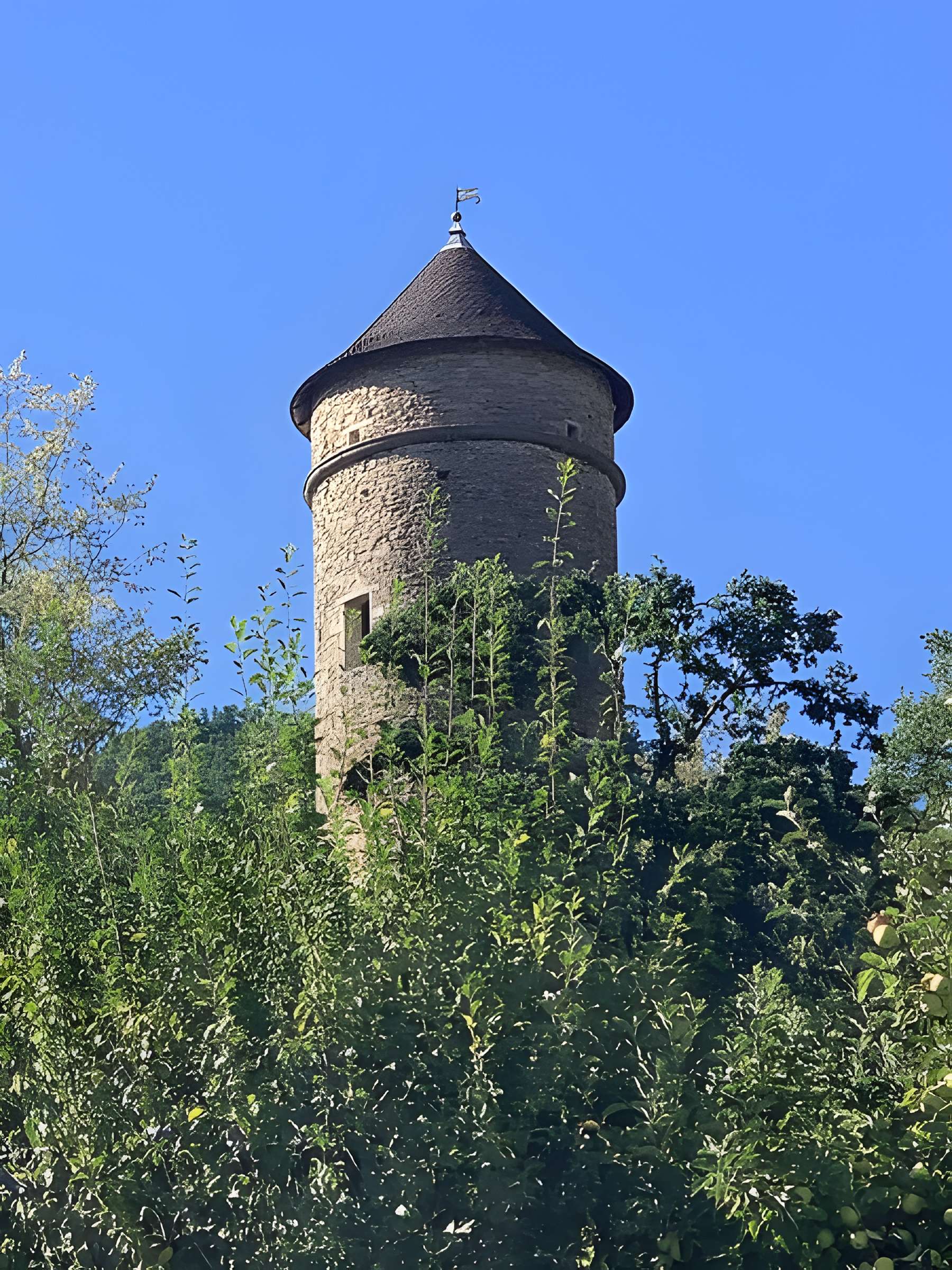 Pigeonnier dit Tour de Cossieux à Jujurieux