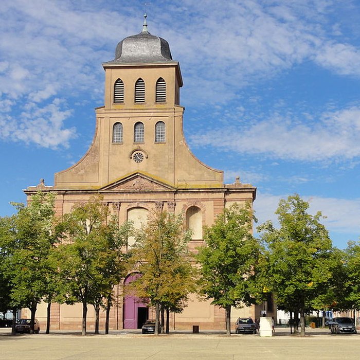 Photo de Place dArmes-Général-de-Gaulle à Neuf-Brisach