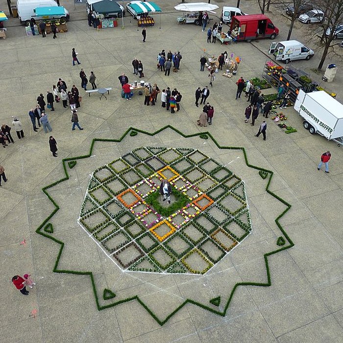 Photo de Place dArmes-Général-de-Gaulle à Neuf-Brisach