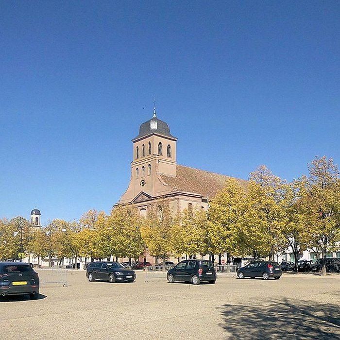Photo de Place dArmes-Général-de-Gaulle à Neuf-Brisach