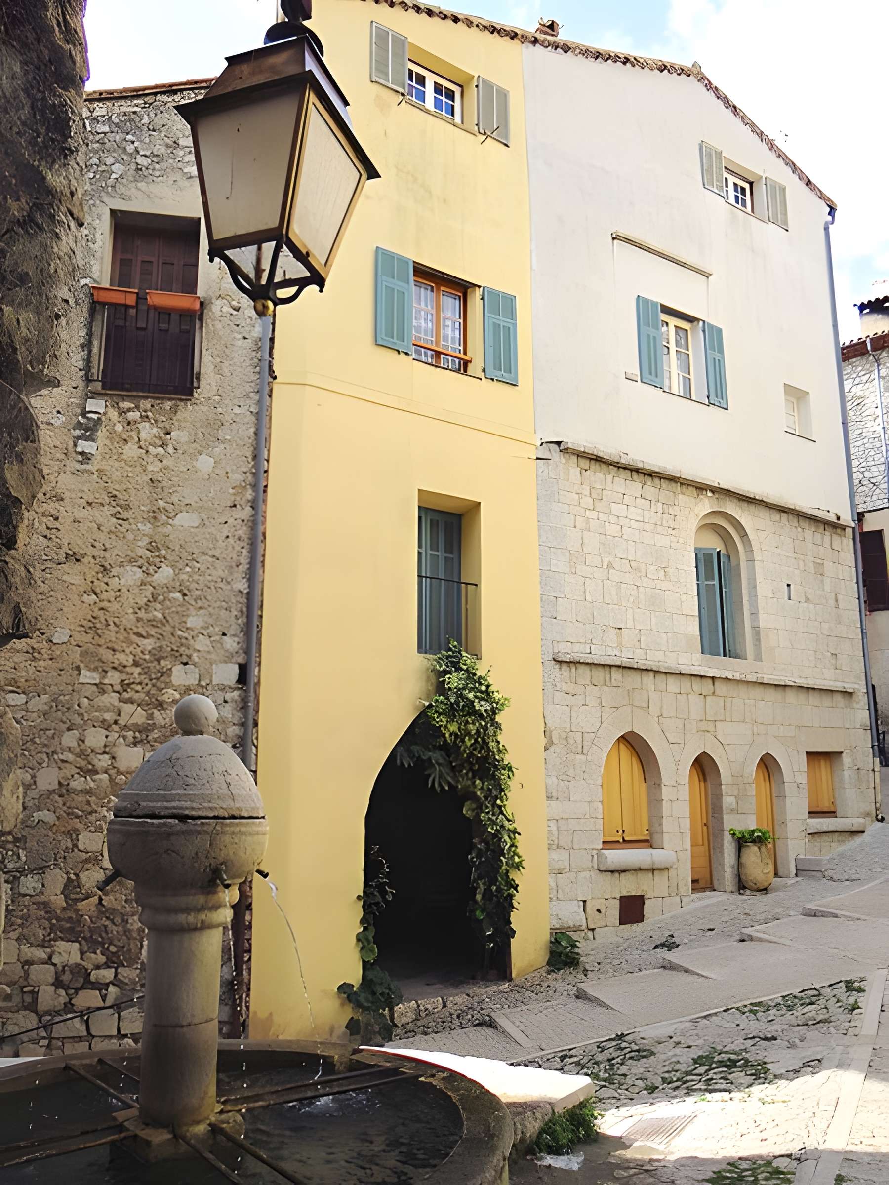 Place Lascaris de Peille