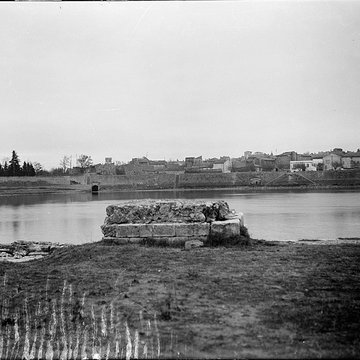 Pont de Constantin dArles