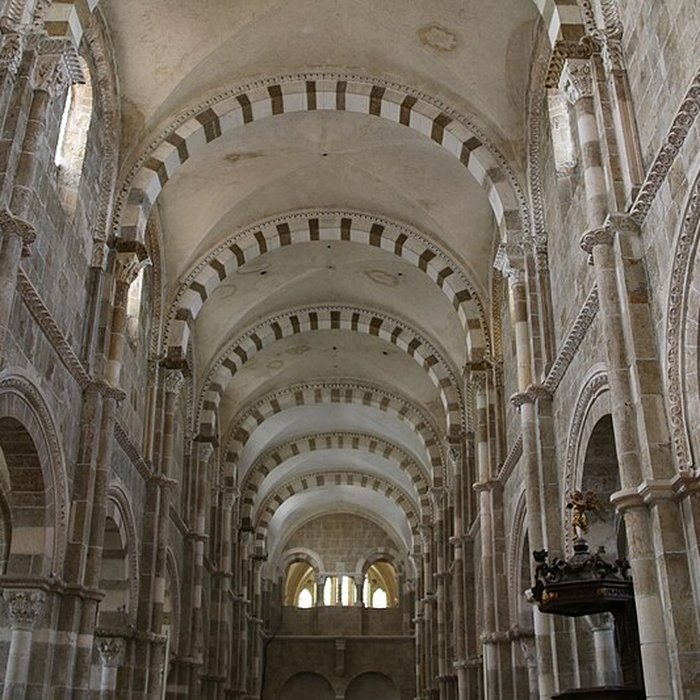 Photo de Basilique Sainte-Marie-Madeleine de Vézelay