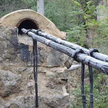 Pont suspendu sur la Cance dit Pont du Moulin  également sur commune de Vernosc-lès-Annonay