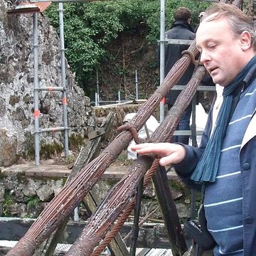 Pont suspendu sur la Cance dit Pont du Moulin  également sur commune de Vernosc-lès-Annonay
