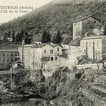 Pont suspendu sur la Cance dit Pont du Moulin  également sur commune de Vernosc-lès-Annonay