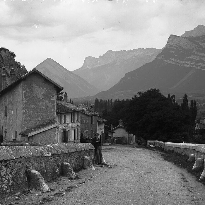 Photo de Vieux pont sur le Drac également sur commune de Claix