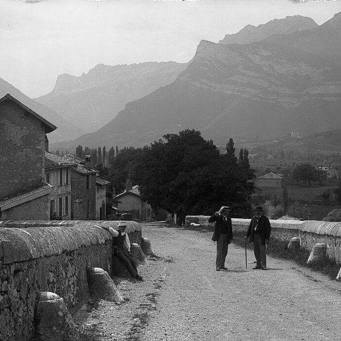 Photo de Vieux pont sur le Drac également sur commune de Claix