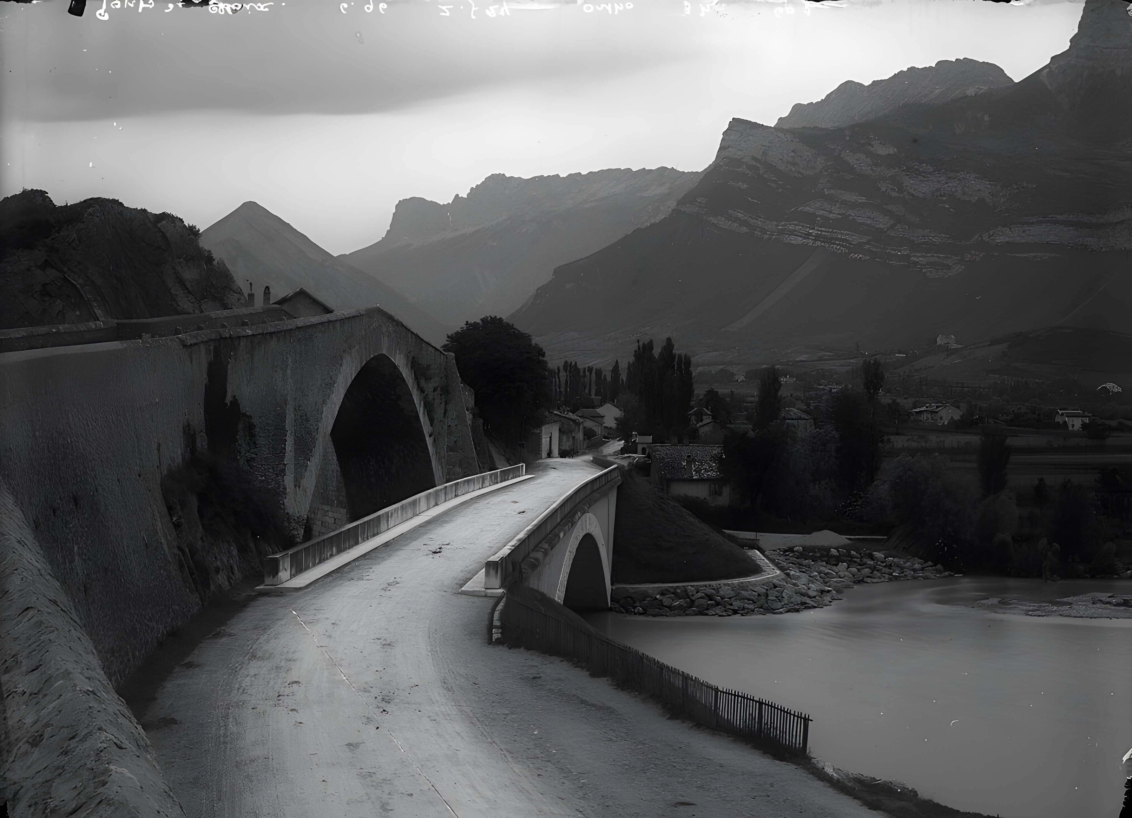 Pont Lesdiguières sur le Drac à Claix