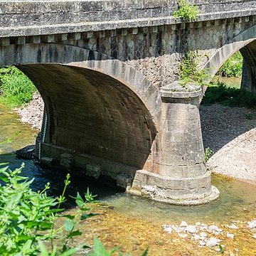 Pont sur la Sorgues à Saint-Félix-de-Sorgues