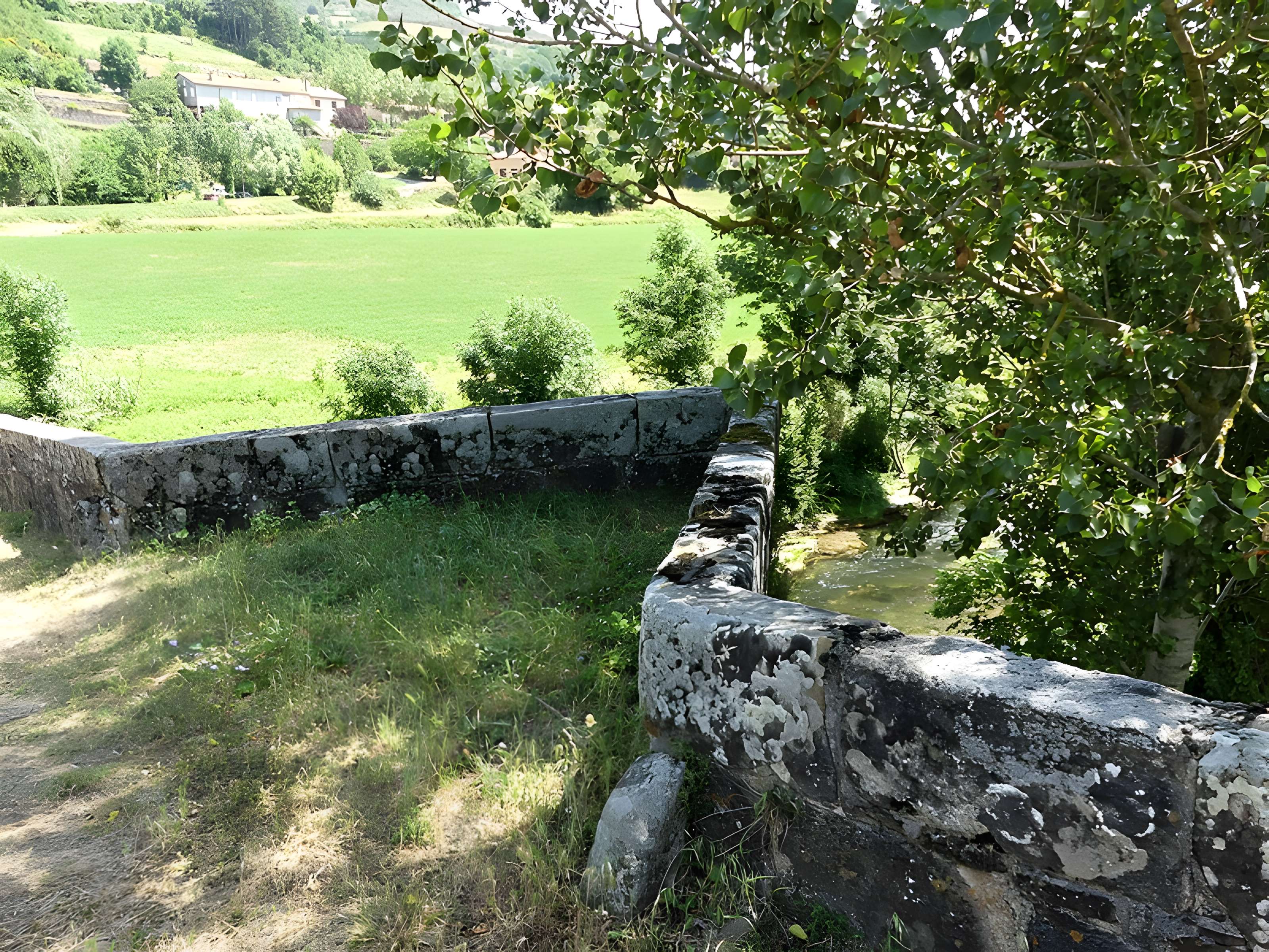 Pont sur la Sorgues à Saint-Félix-de-Sorgues