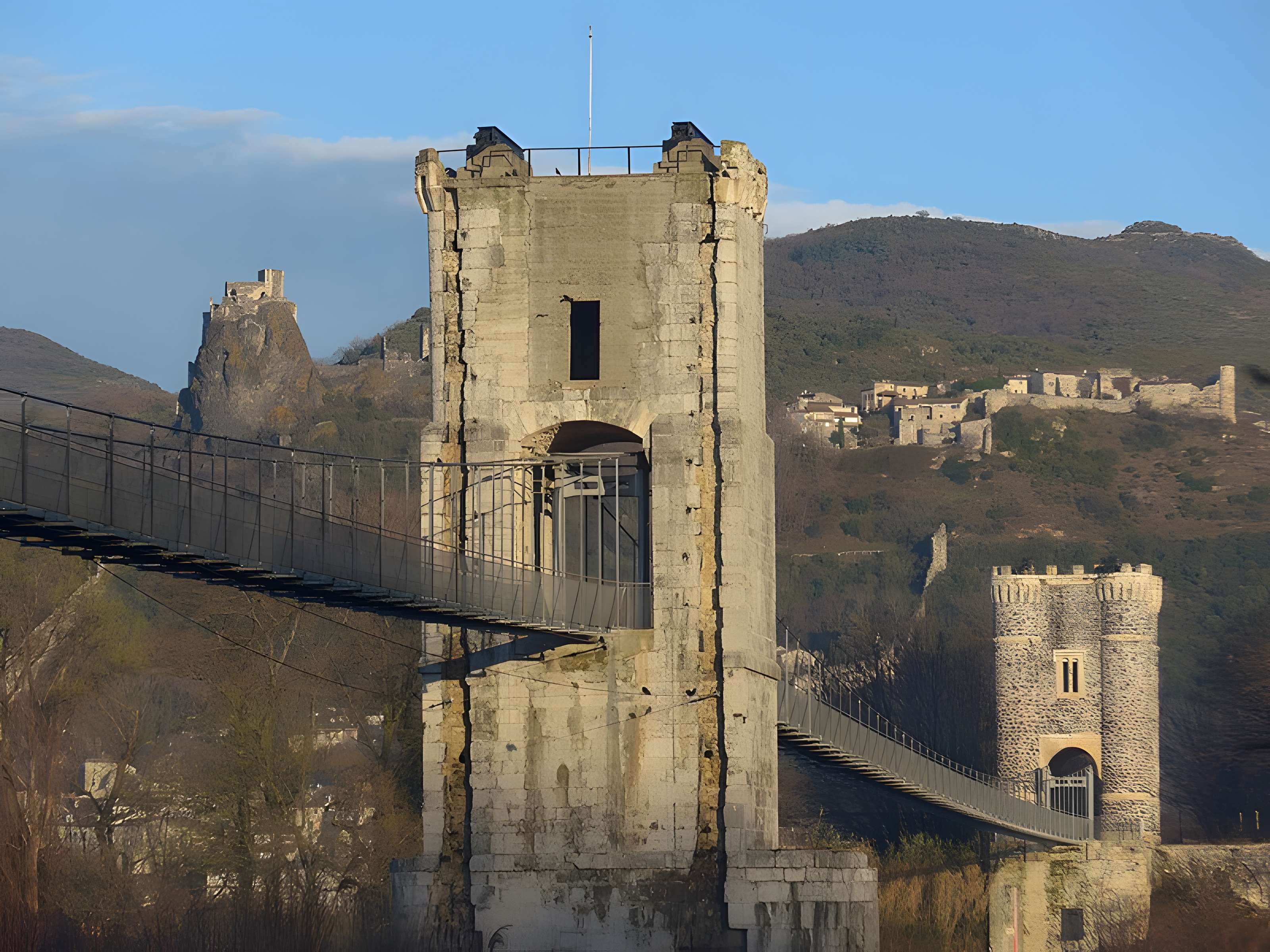Pont sur le Rhône de Rochemaure