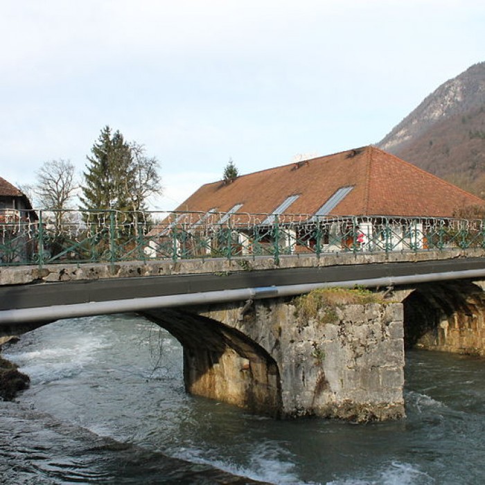 Photo de Pont sur lEau Morte de Doussard