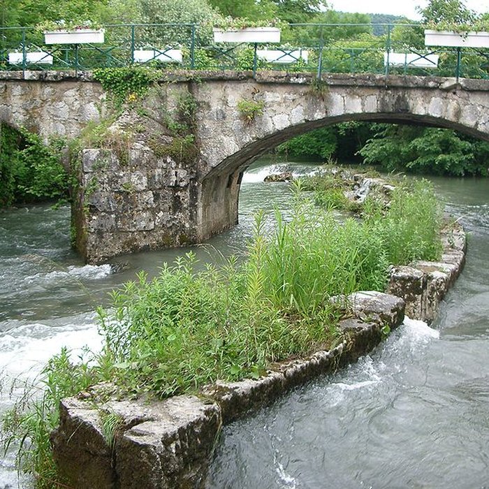 Photo de Pont sur lEau Morte de Doussard