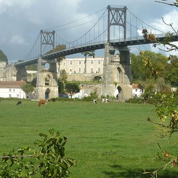 Pont suspendu de Tonnay-Charente