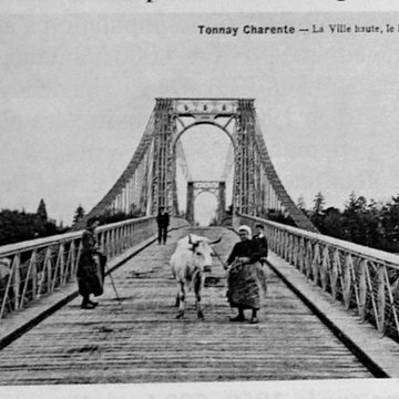Pont suspendu de Tonnay-Charente