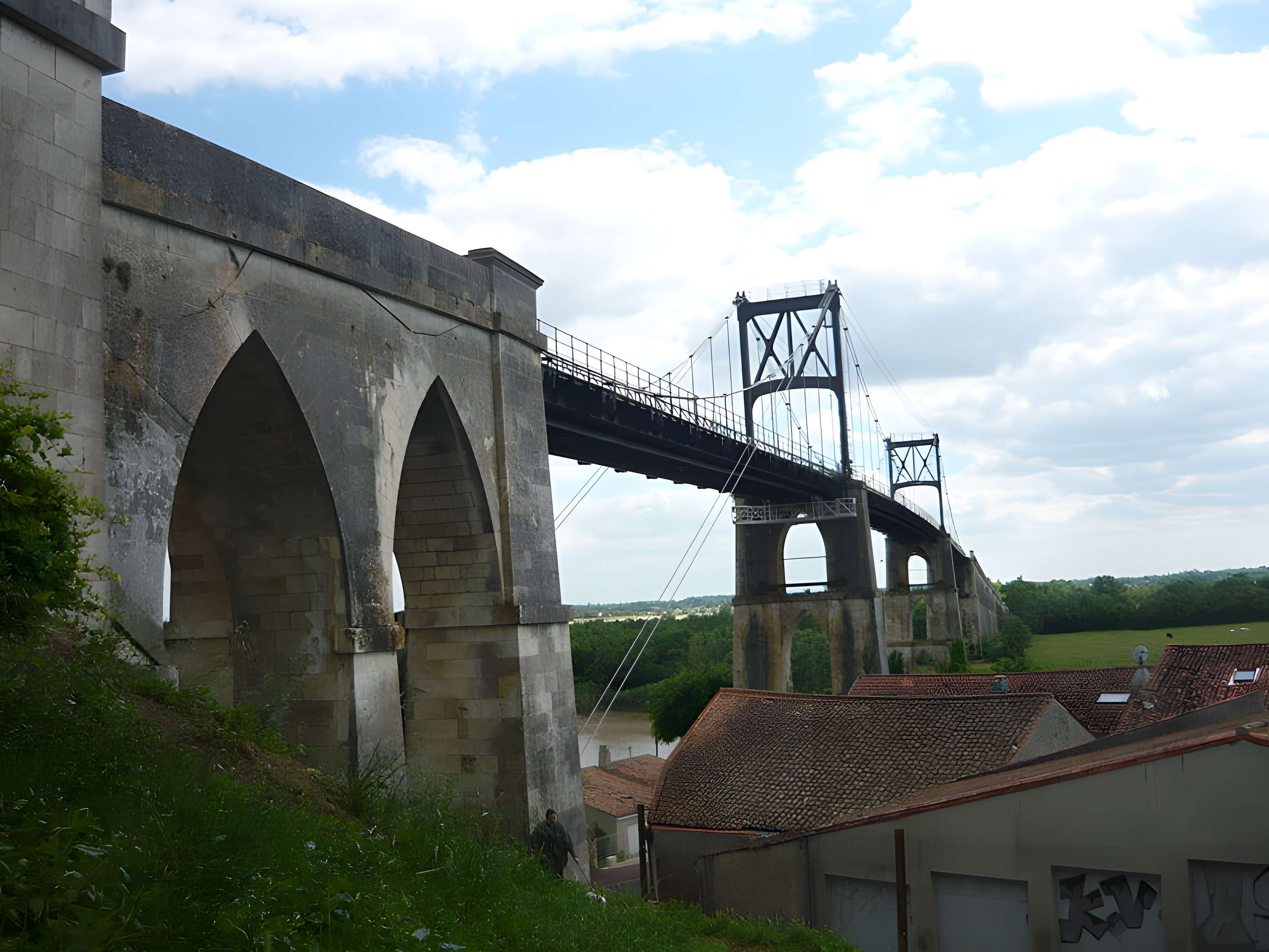 Pont suspendu de Tonnay-Charente