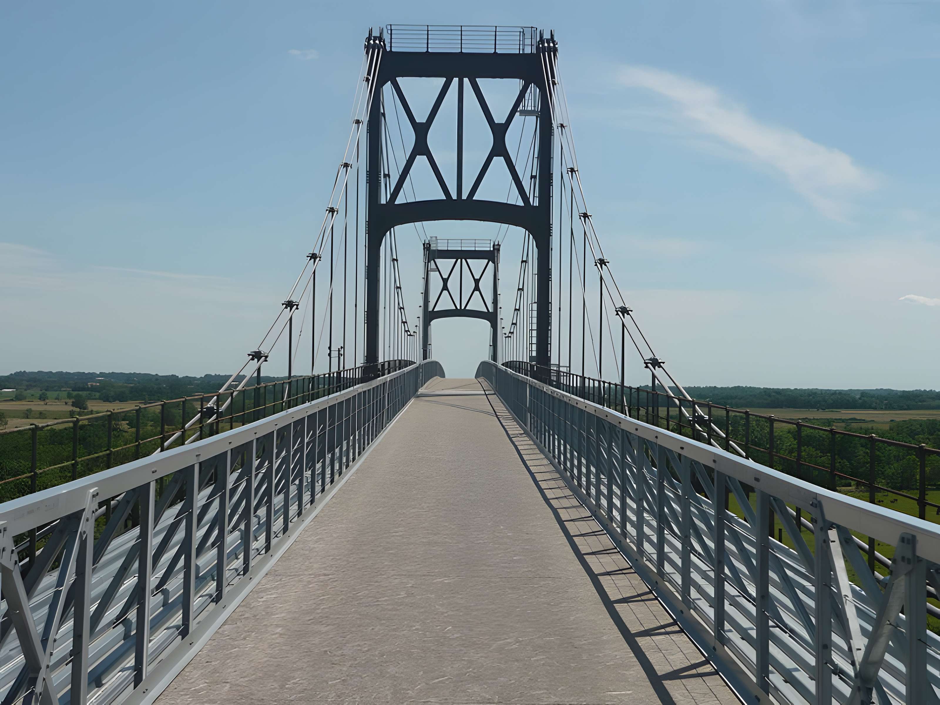 Pont suspendu de Tonnay-Charente