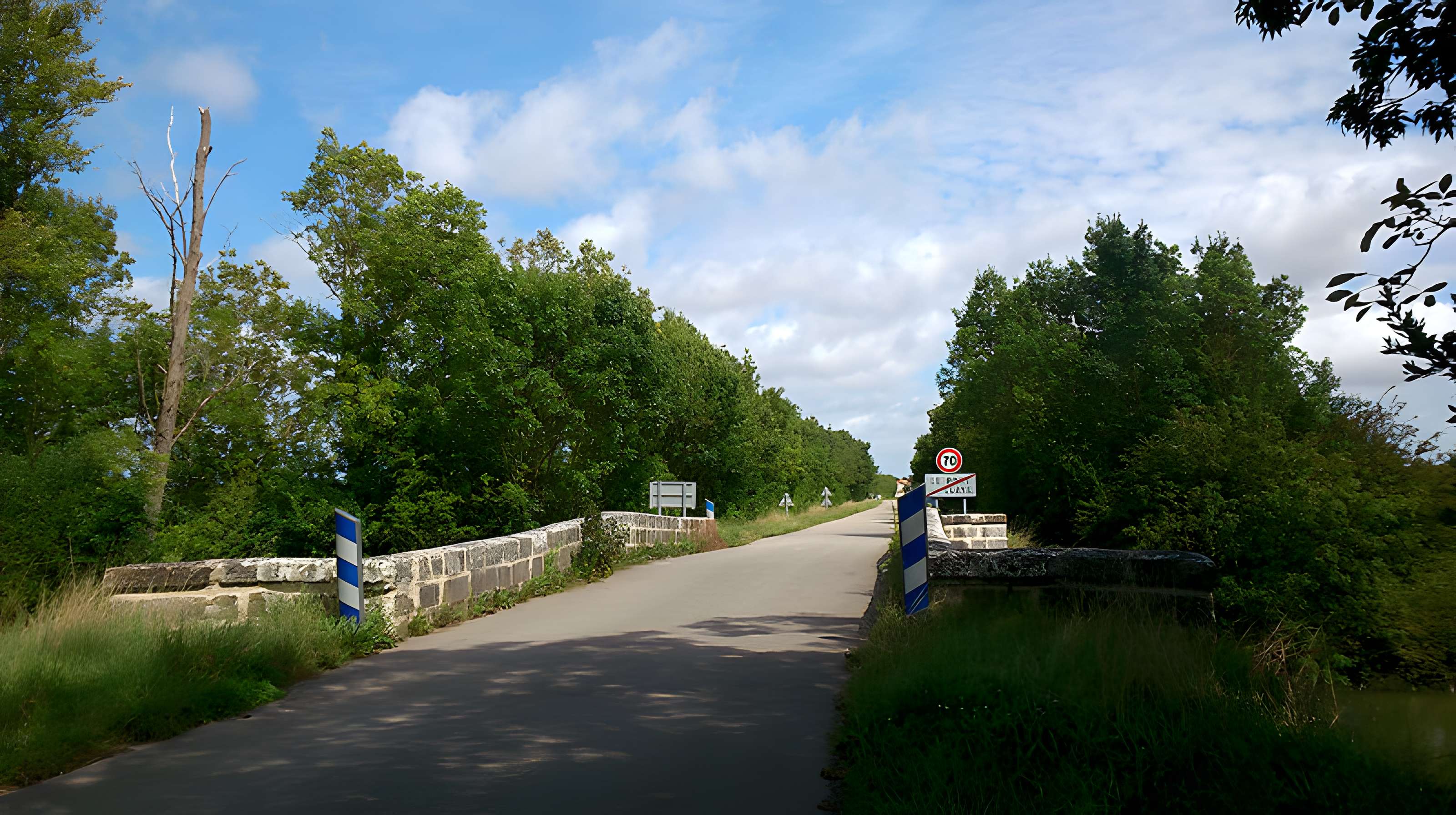 Ponts du Port-la-Claye à Curzon