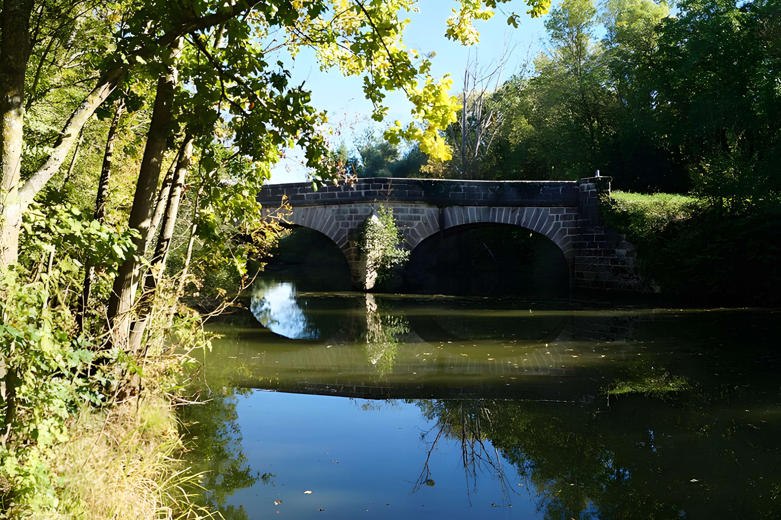 Ponts du Port-la-Claye à Curzon