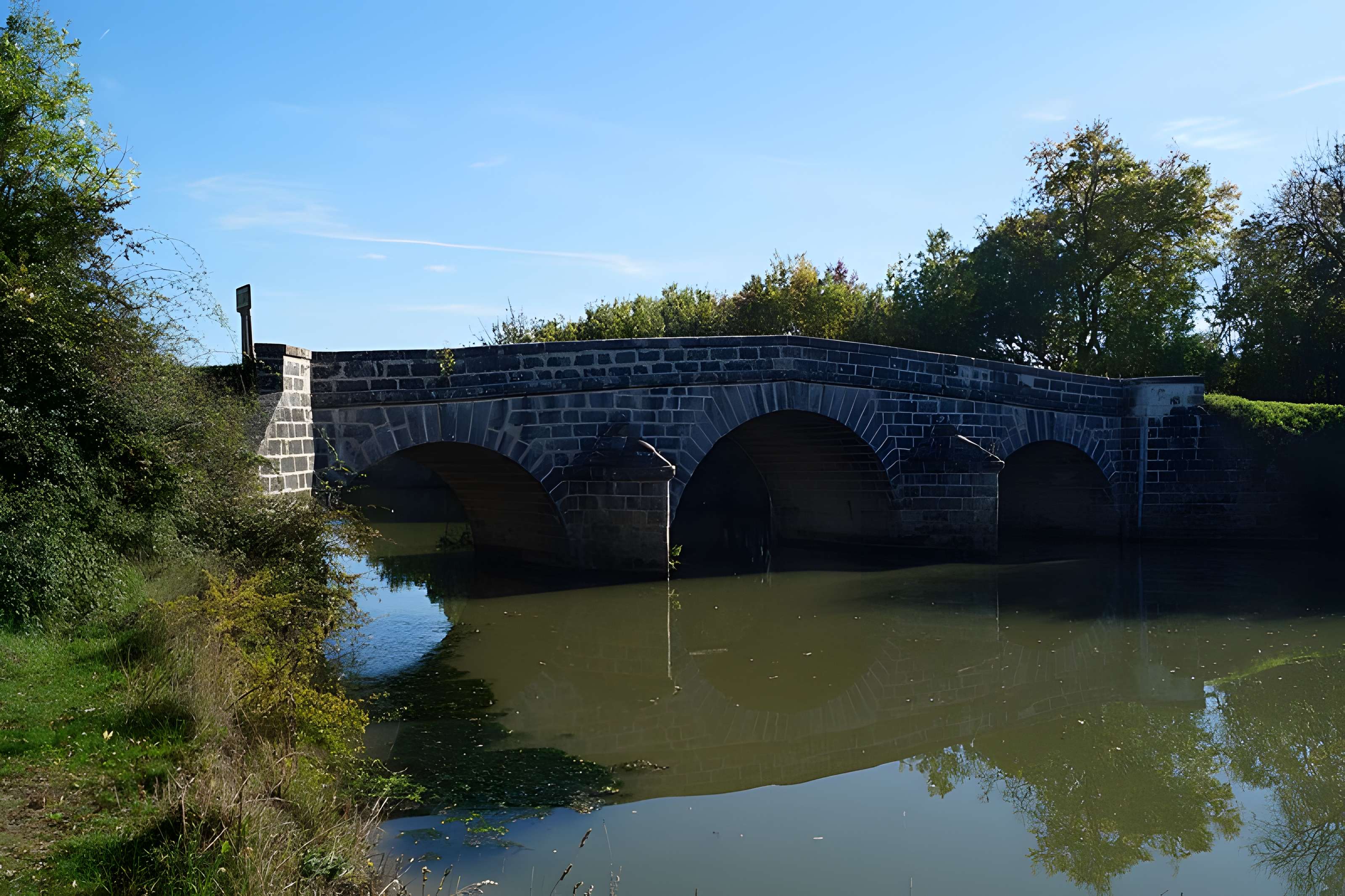Ponts du Port-la-Claye à Curzon