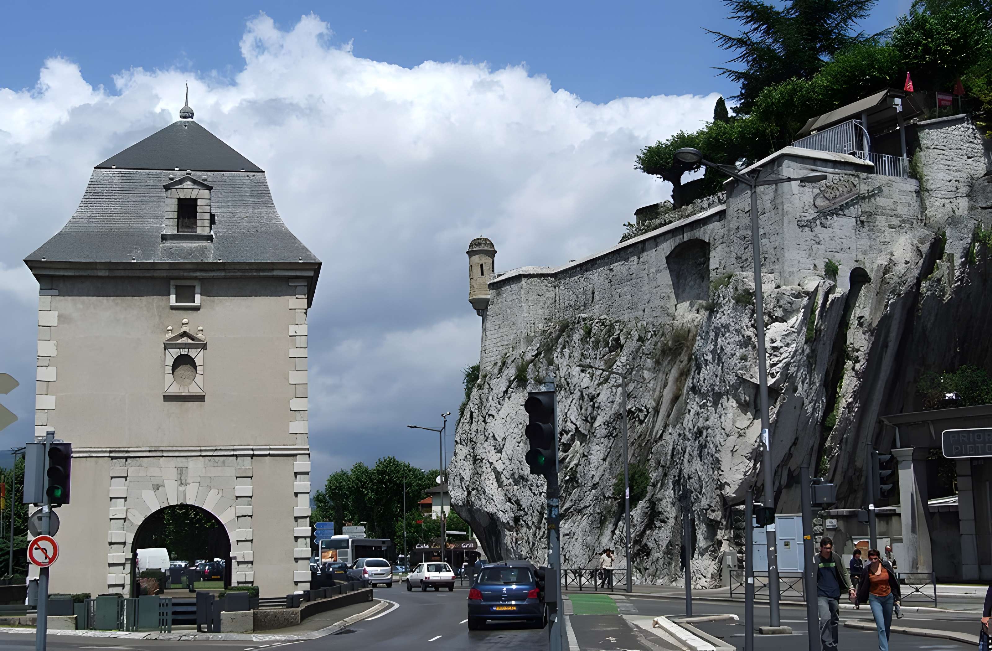 Pavillon de la Porte de France