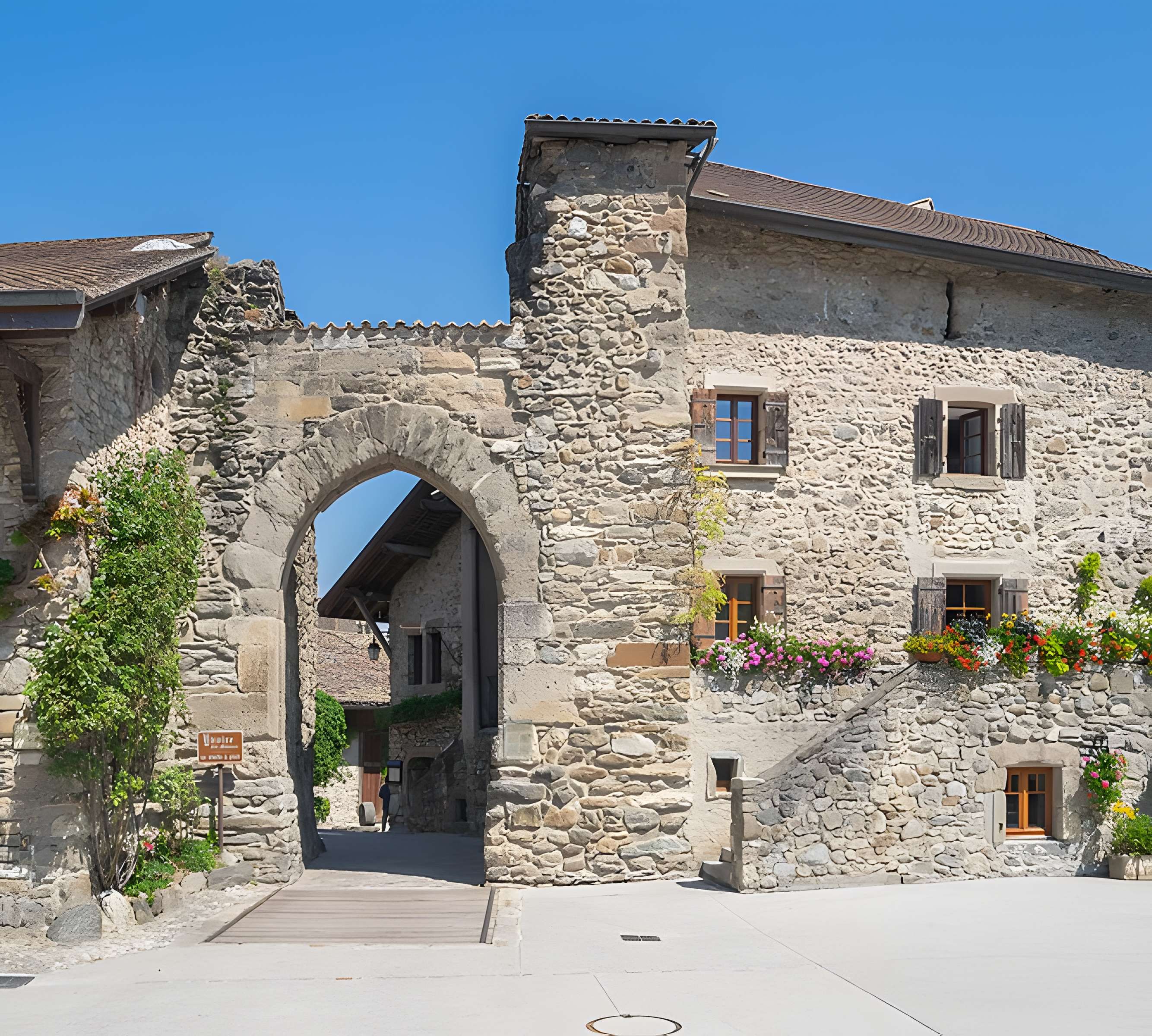 Porte de Thonon à Yvoire