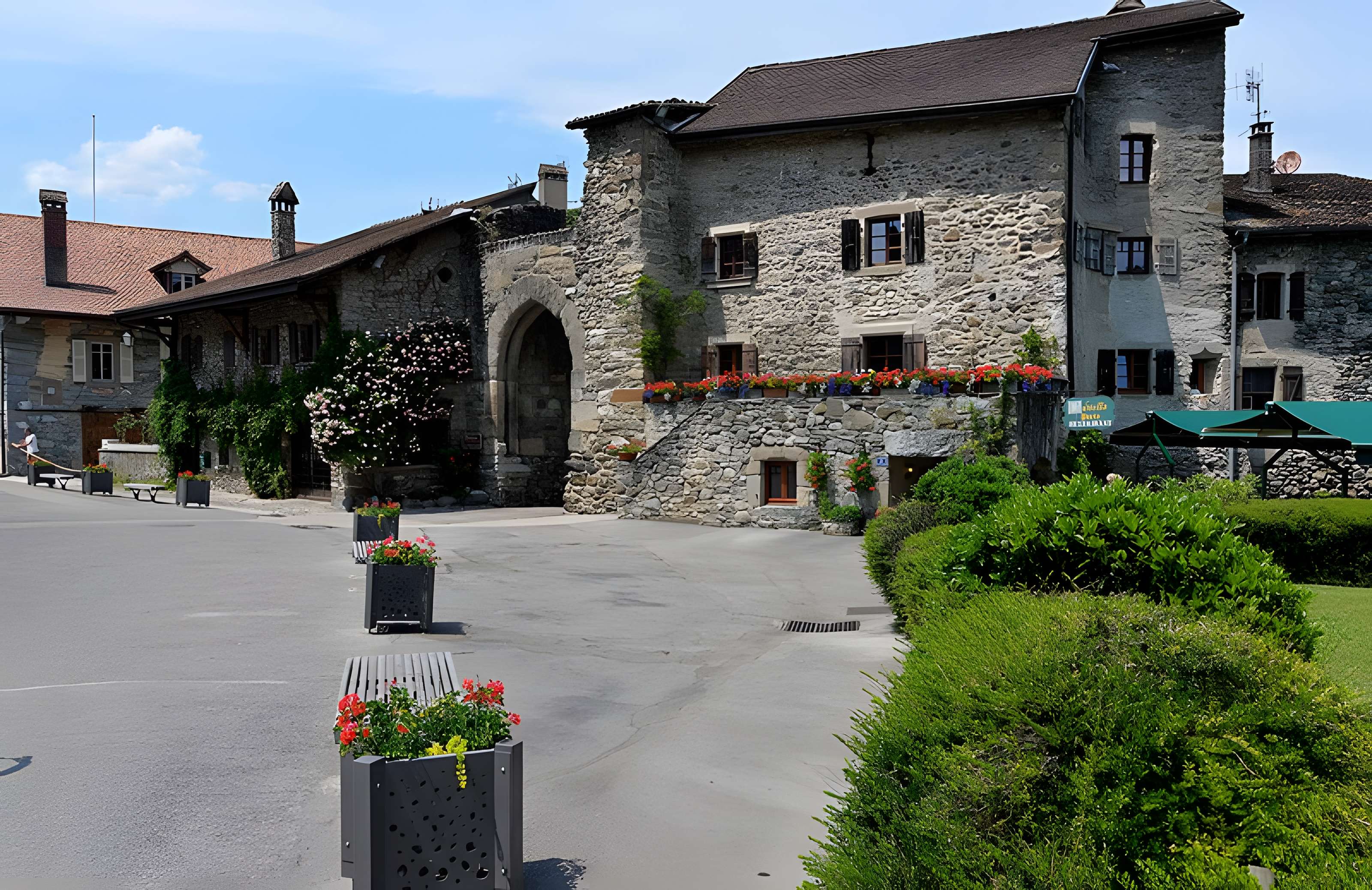Porte de Thonon à Yvoire