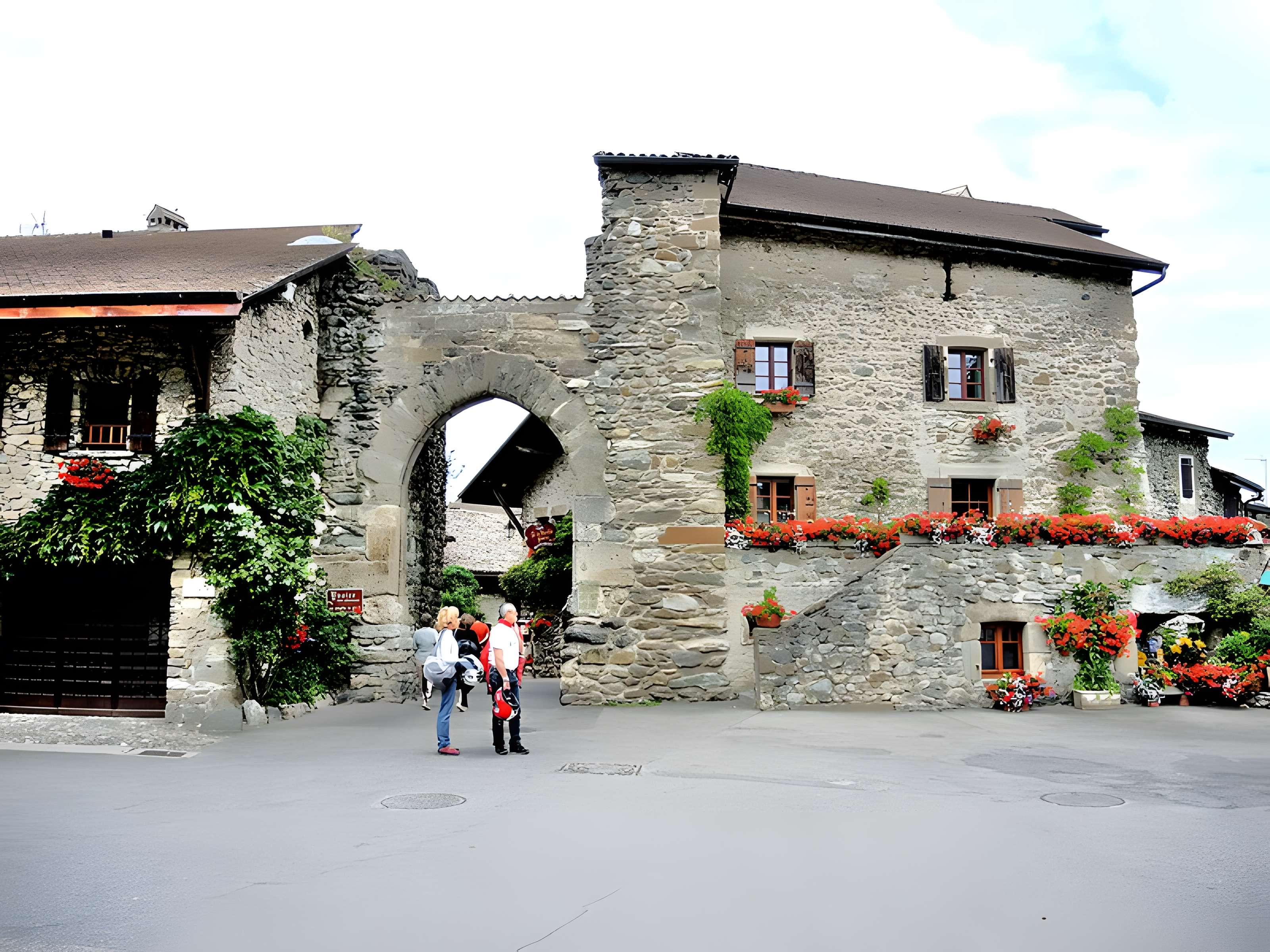 Porte de Thonon à Yvoire