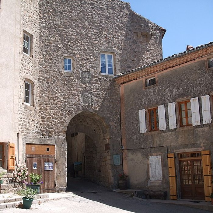 Photo de Porte de ville de Chalencon