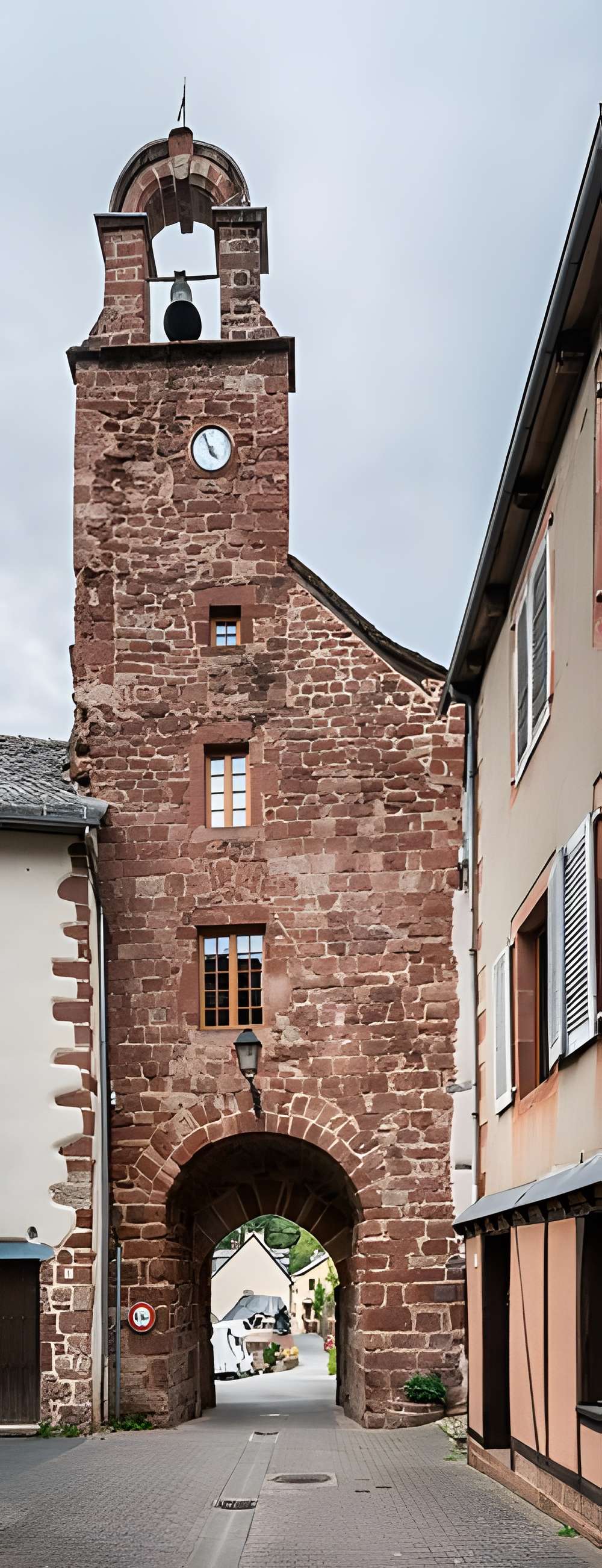 Porte de ville de Villecomtal