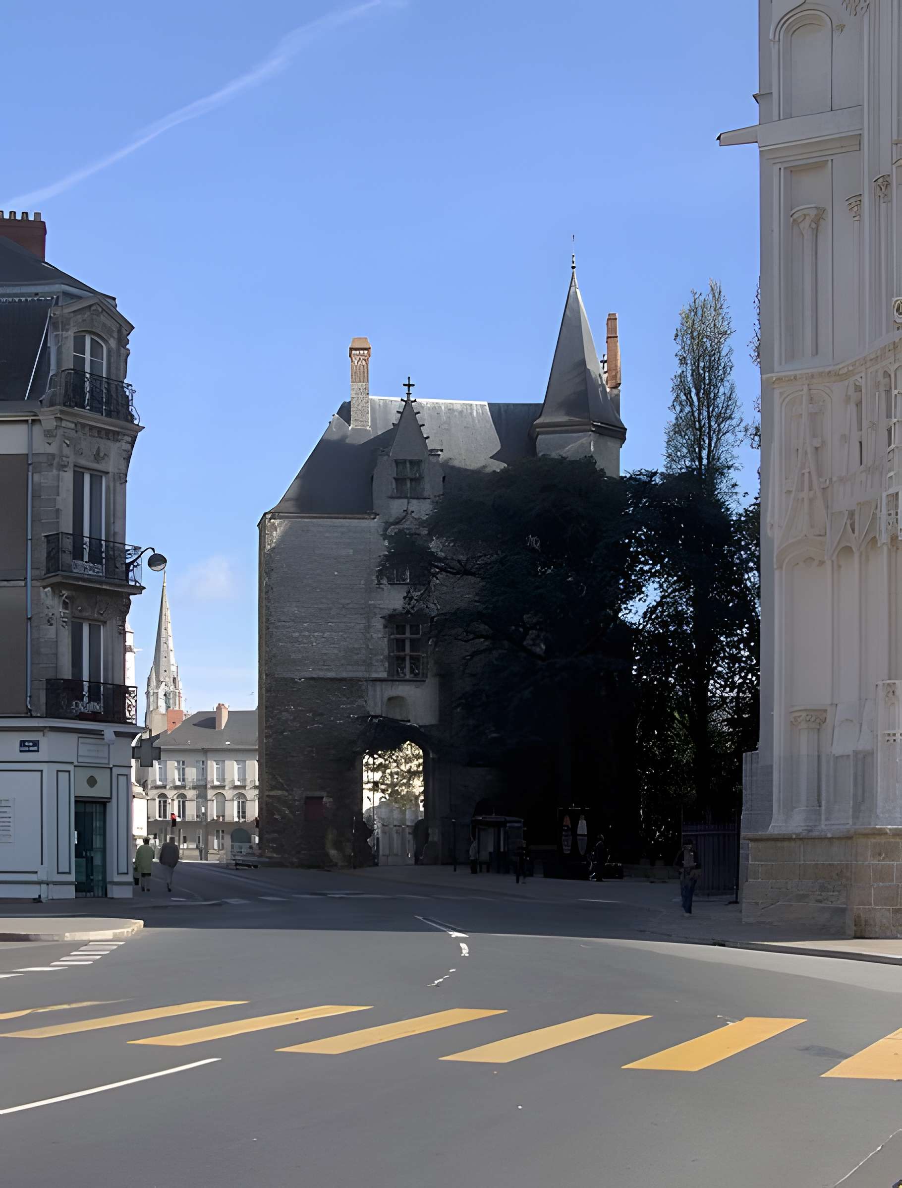 Porte Saint-Pierre de Nantes