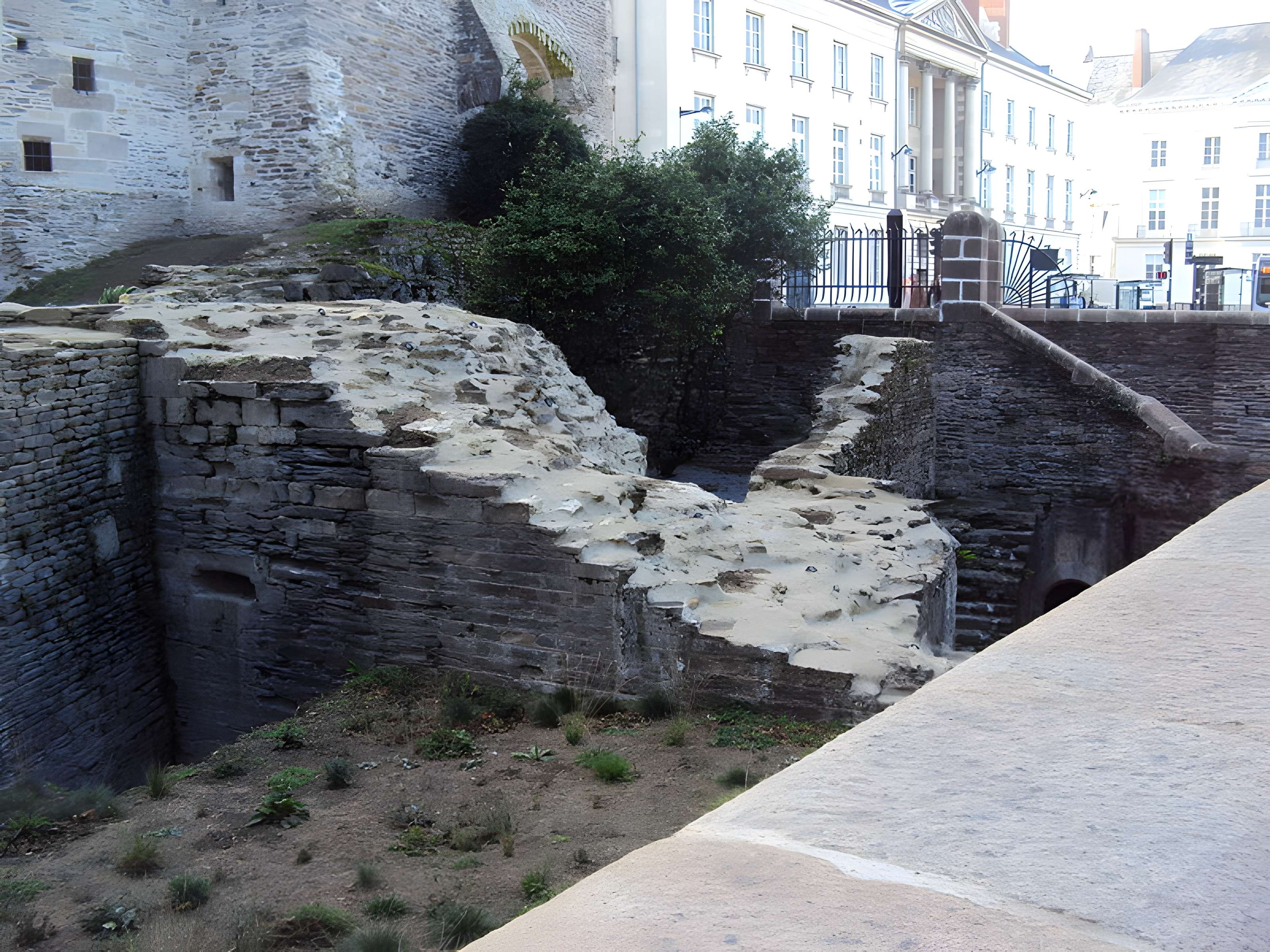 Porte Saint-Pierre de Nantes