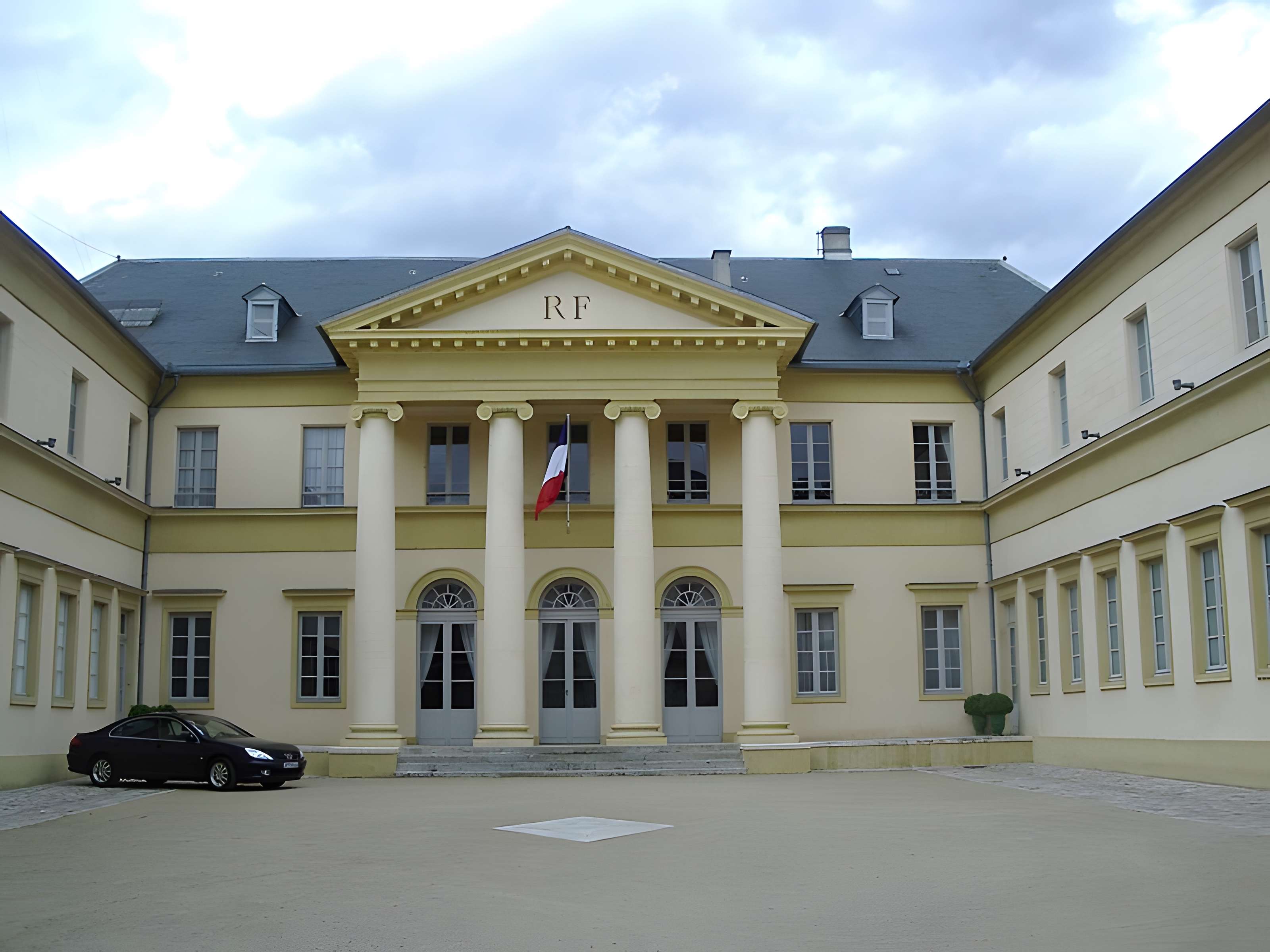Préfecture des Landes à Mont-de-Marsan