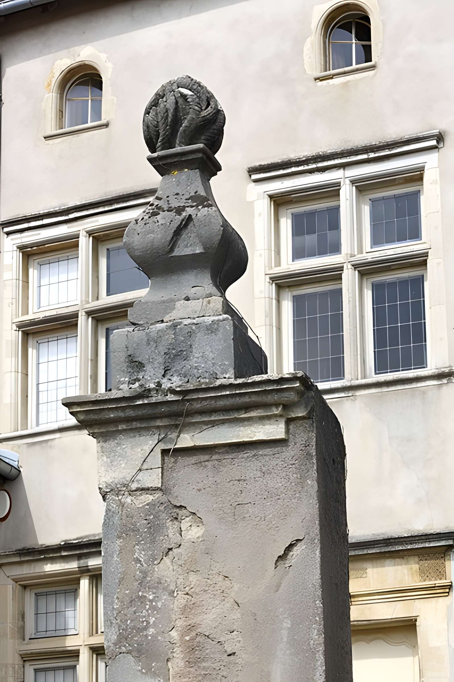 Presbytère de Lay-Saint-Christophe