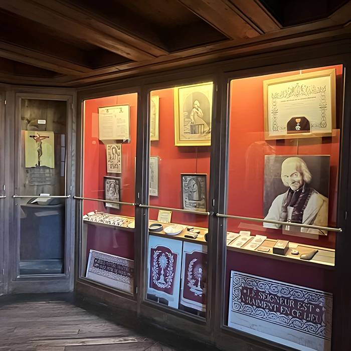 Photo de Presbiterio del parroco di Ars in Ars-sur-Formans