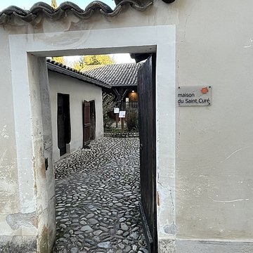 Presbytère du curé dArs à Ars-sur-Formans